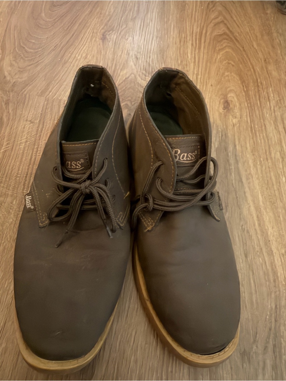 Bass Dark Brown Men’s Chukka Boots with Tan Sole